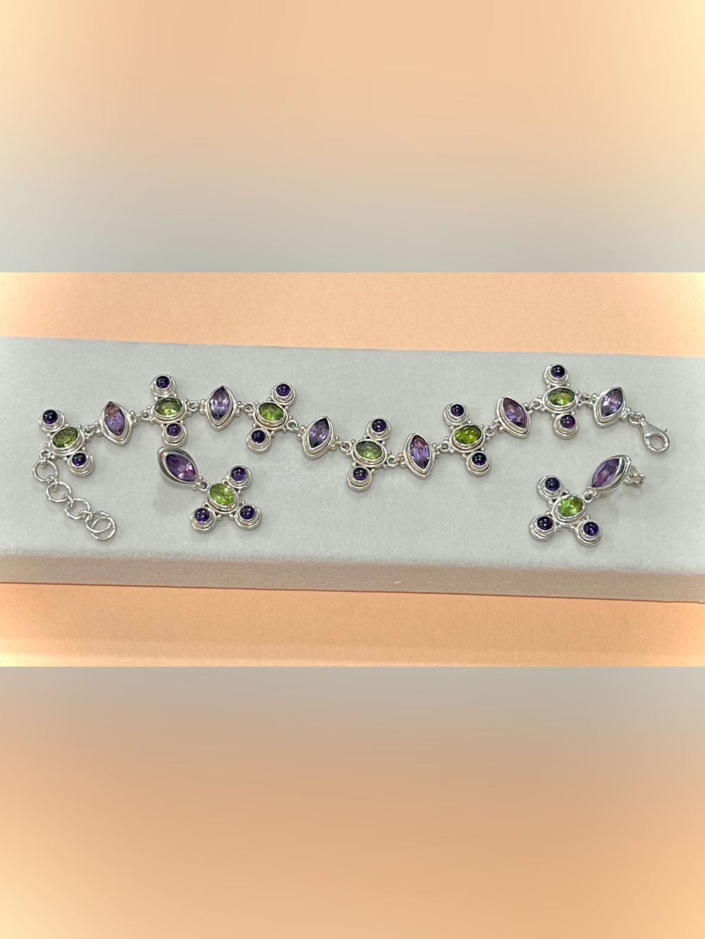 Vintage 925 Sajen Amethyst and Peridot Bali Bracelet and Earring Set - Picture 2 of 6